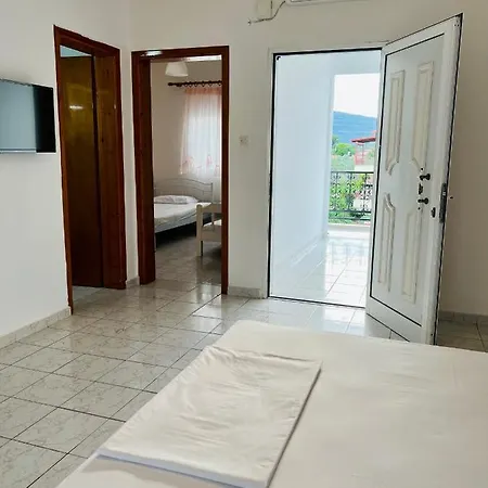 Aparthotel Atlantis Nea Vrasna