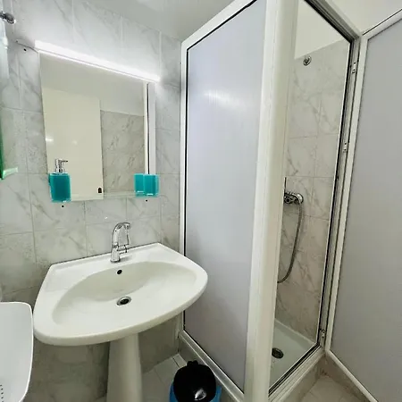 Atlantis Aparthotel *